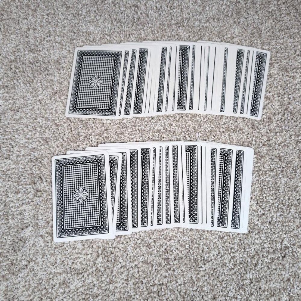 Jumbo Playing Cards Plastic Coated Deck Full Complete Poker Game Night - Picture 4 of 4